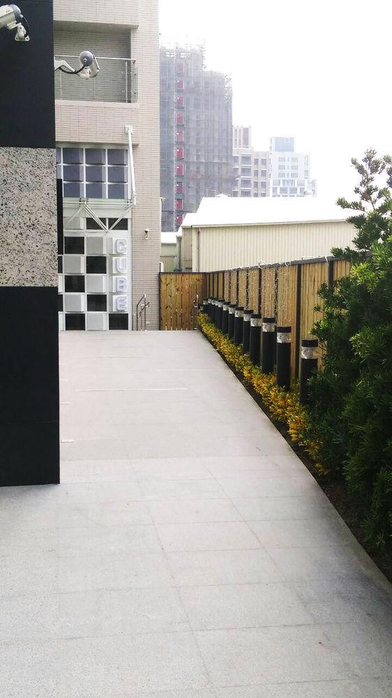 Hotel Cube Taichung Bagian luar foto